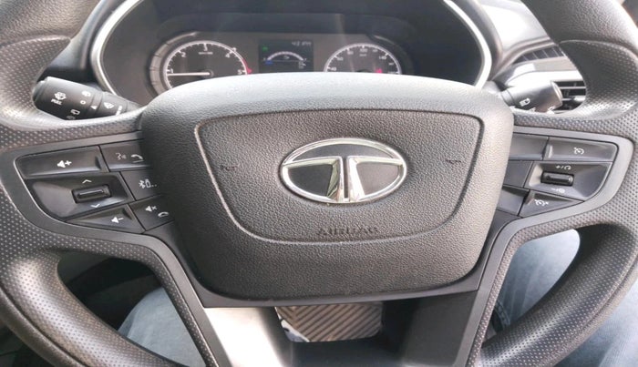 2020 Tata Harrier XT 2.0L KRYOTEC, Diesel, Manual, 48,495 km, interior