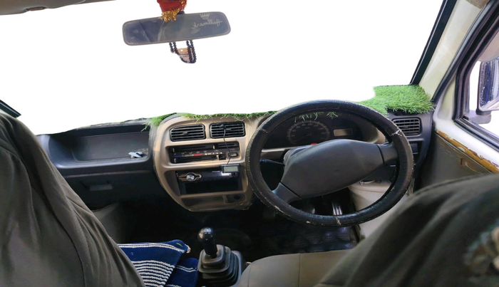 2012 Maruti Eeco 7 STR, CNG, Manual, 1,54,618 km, interior