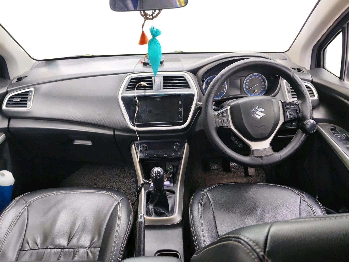 2017 Maruti S Cross ZETA 1.3, Diesel, Manual, 86,246 km, interior