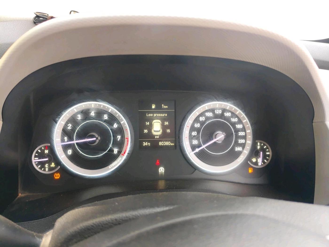 2023 Hyundai Creta E 1.5 PETROL, Petrol, Manual, 80,380 km, interior