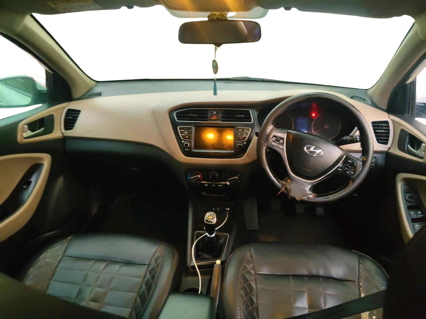 2019 Hyundai Elite i20 SPORTZ PLUS 1.4 CRDI, Diesel, Manual, 63,564 km, interior