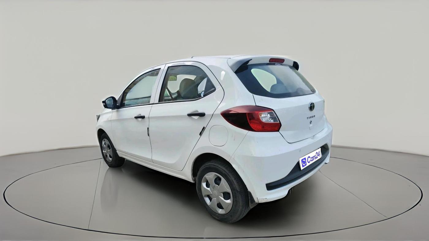 2024 Tata Tiago XM CNG, CNG, Manual, 33,312 km, exterior