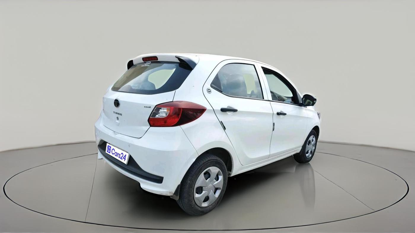 2024 Tata Tiago XM CNG, CNG, Manual, 33,312 km, exterior