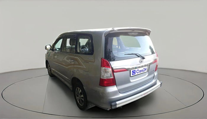 2015 Toyota Innova 2.5 ZX 7 STR, Diesel, Manual, 2,20,307 km, exterior