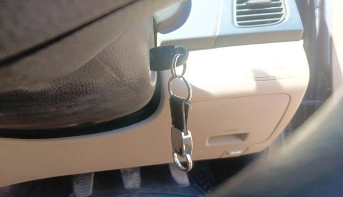 2012 Hyundai Eon ERA +, Petrol, Manual, 80,750 km, interior