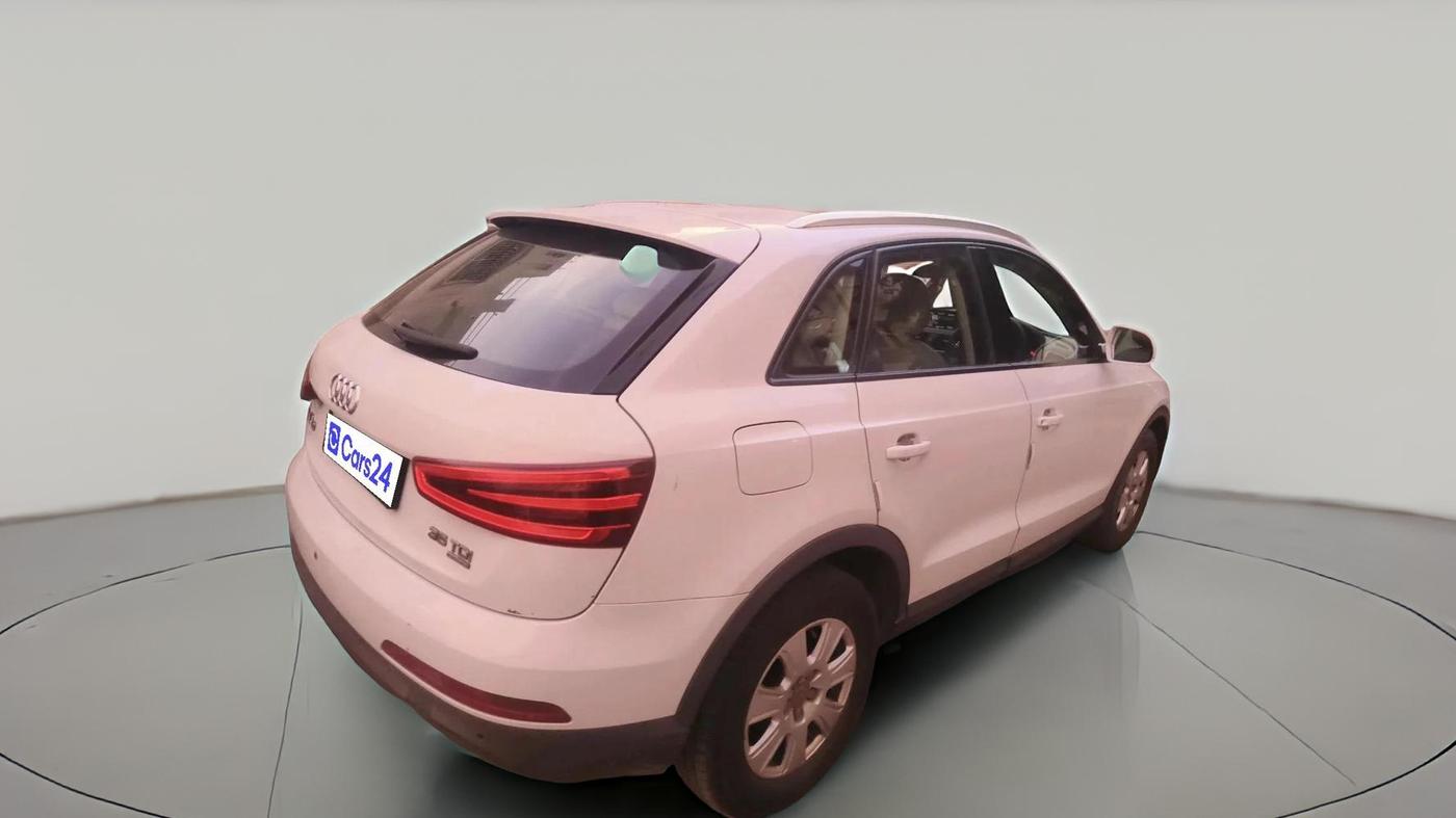 2014 Audi Q3 2.0 TDI, Diesel, Automatic, 92,985 km, exterior