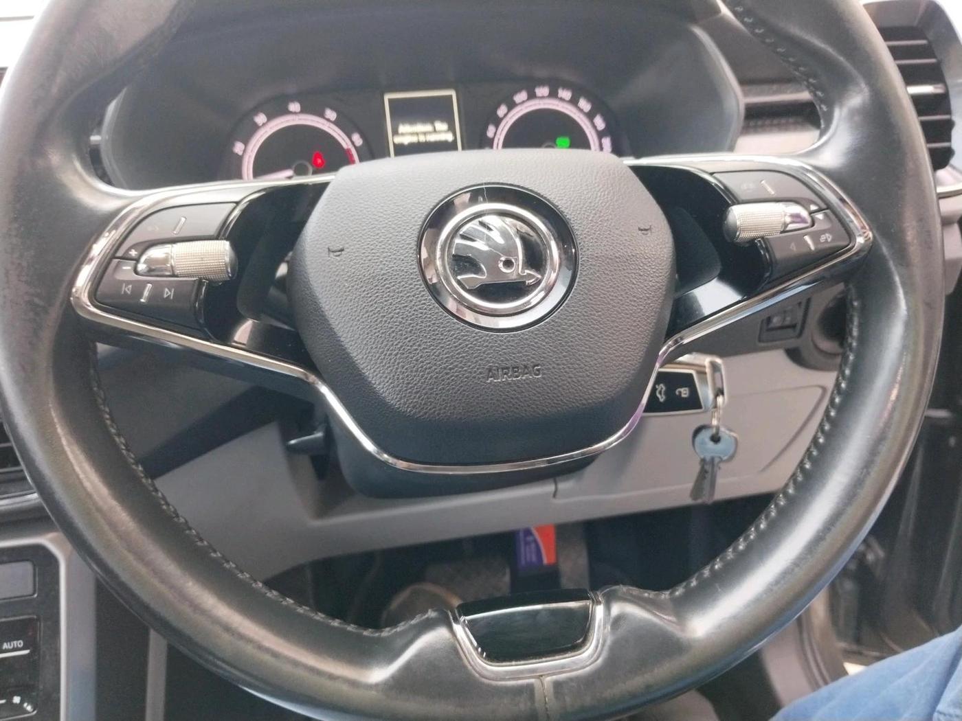 2022 Skoda KUSHAQ AMBITION 1.0L TSI AT, Petrol, Automatic, 1,67,429 km, interior