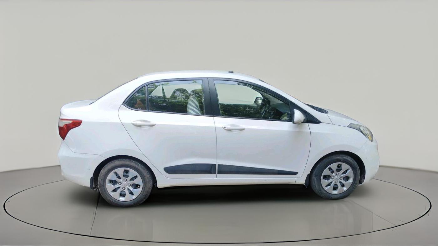 2017 Hyundai Xcent S 1.2, CNG, Manual, 1,04,565 km, exterior