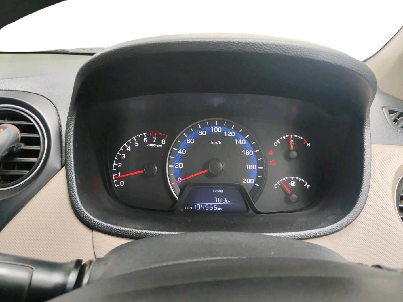 2017 Hyundai Xcent S 1.2, CNG, Manual, 1,04,565 km, interior