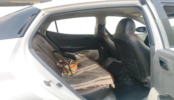 2023 Hyundai AURA S 1.2 CNG, CNG, Manual, 1,02,971 km, interior