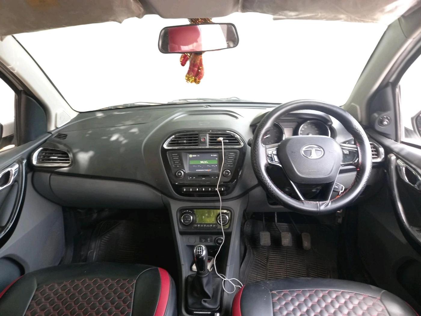 2018 Tata TIGOR XZ (O) PETROL, Petrol, Manual, 51,839 km, interior