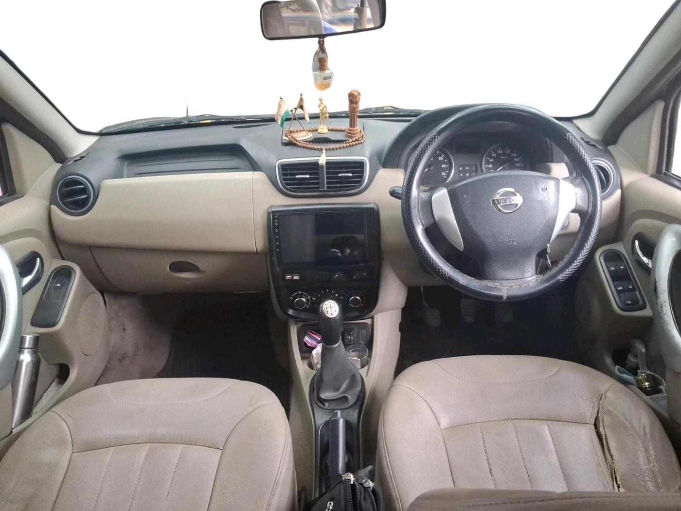 2014 Nissan Terrano XL (P), CNG, Manual, 1,00,991 km, interior