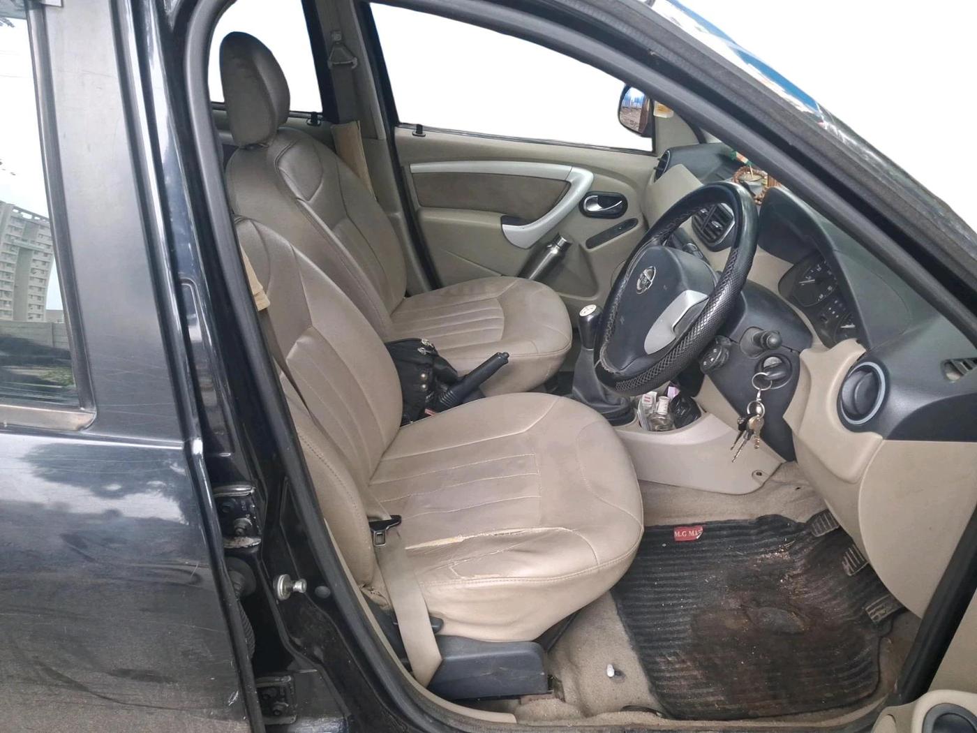 2014 Nissan Terrano XL (P), CNG, Manual, 1,00,991 km, interior