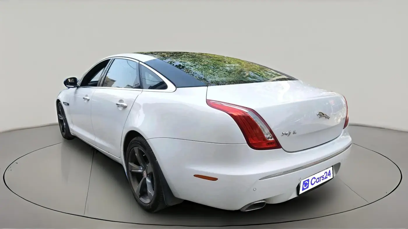 2014 Jaguar XJ L  3.0 Diesel , Diesel, Automatic, 72,130 km, exterior