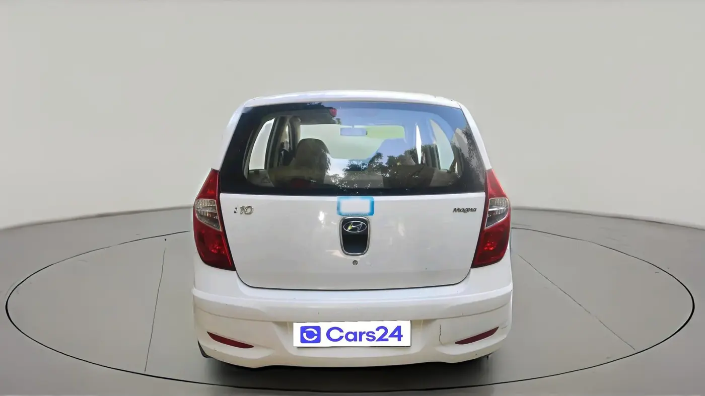 2015 Hyundai i10 MAGNA 1.1, CNG, Manual, 1,01,076 km, exterior