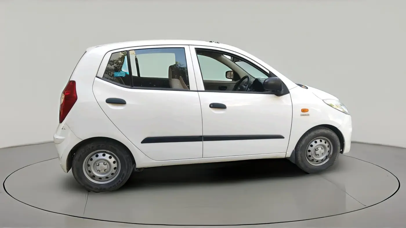 2015 Hyundai i10 MAGNA 1.1, CNG, Manual, 1,01,076 km, exterior