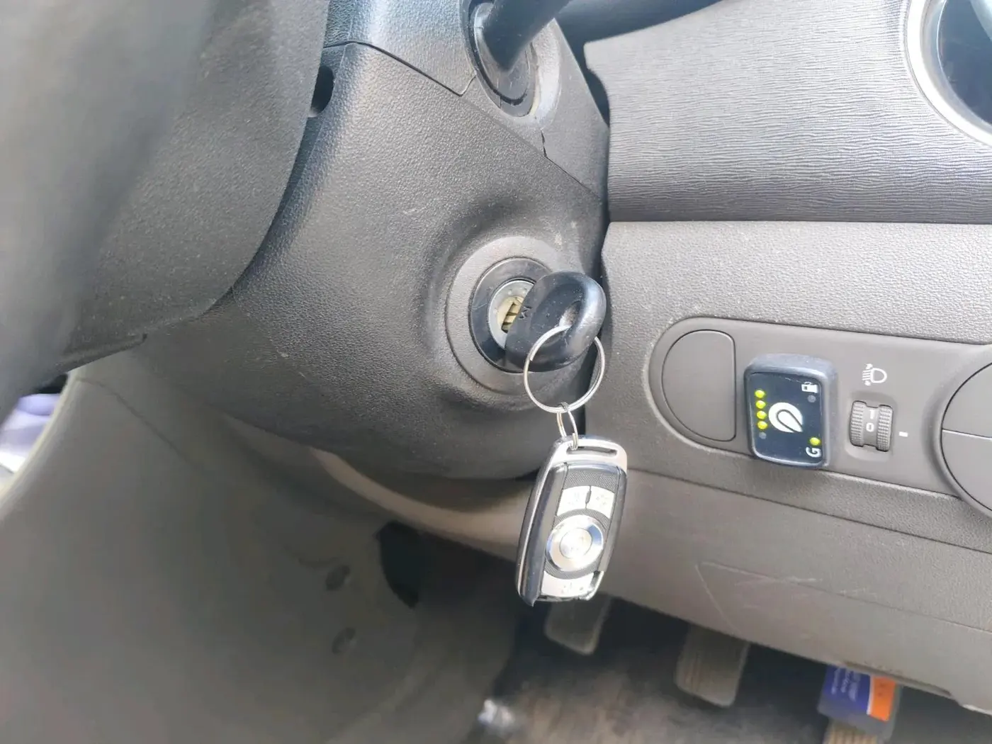 2015 Hyundai i10 MAGNA 1.1, CNG, Manual, 1,01,076 km, interior
