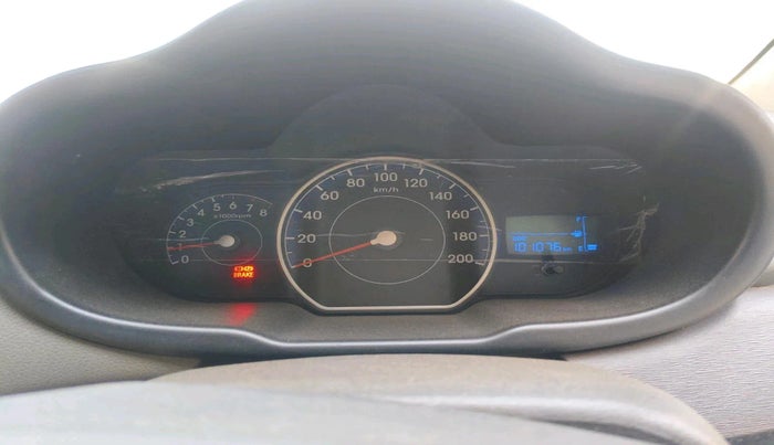 2015 Hyundai i10 MAGNA 1.1, CNG, Manual, 1,01,076 km, interior