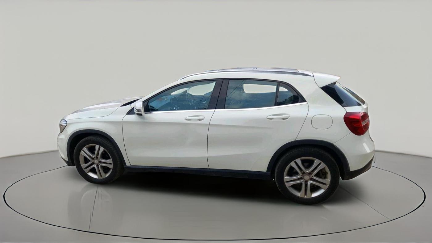 2015 Mercedes Benz GLA Class 200 CDI SPORT, Diesel, Automatic, 92,350 km, exterior