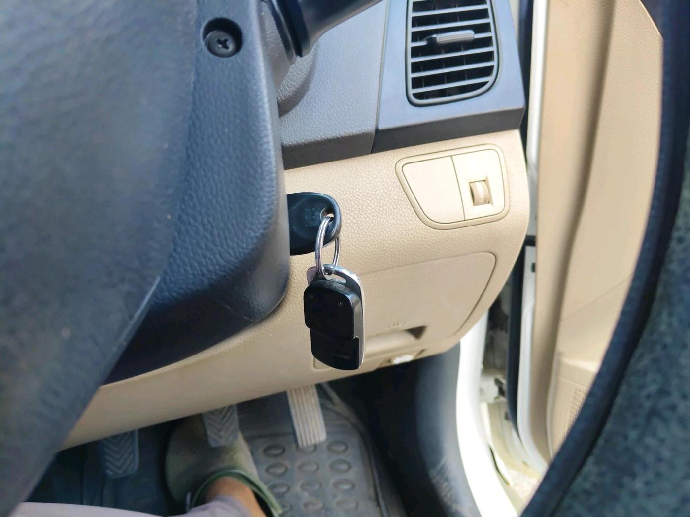 2014 Hyundai Eon ERA +, Petrol, Manual, 1,31,337 km, interior