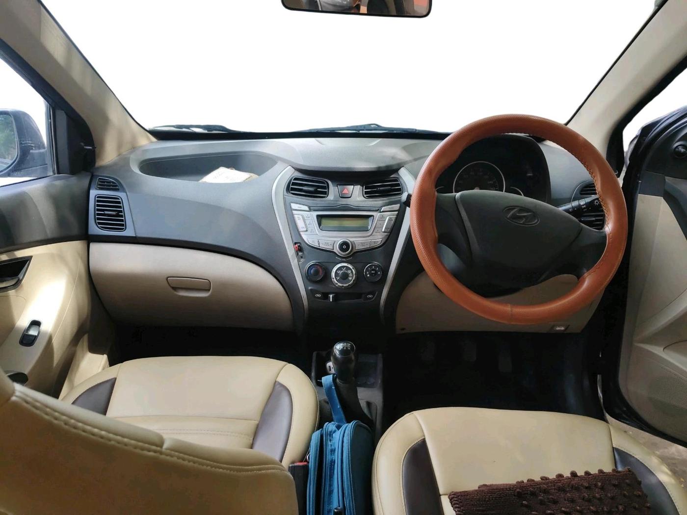 2014 Hyundai Eon 1.0 MAGNA +, CNG, Manual, 93,654 km, interior