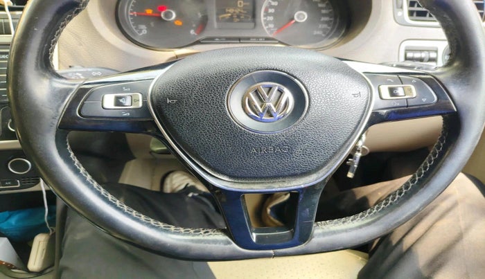 2015 Volkswagen Vento HIGHLINE 1.5 AT, Diesel, Automatic, 1,48,424 km, interior