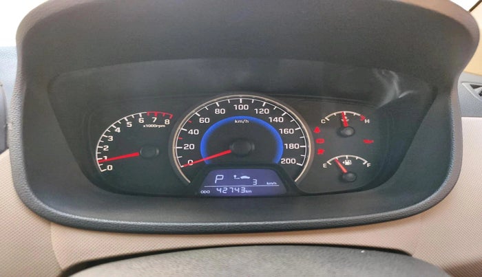 2017 Hyundai Grand i10 SPORTZ (O) AT 1.2 KAPPA VTVT, CNG, Automatic, 3,60,000 km, interior