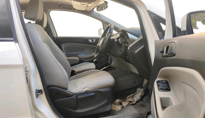 2015 Ford Ecosport TITANIUM 1.5L PETROL, Petrol, Manual, 1,00,711 km, interior