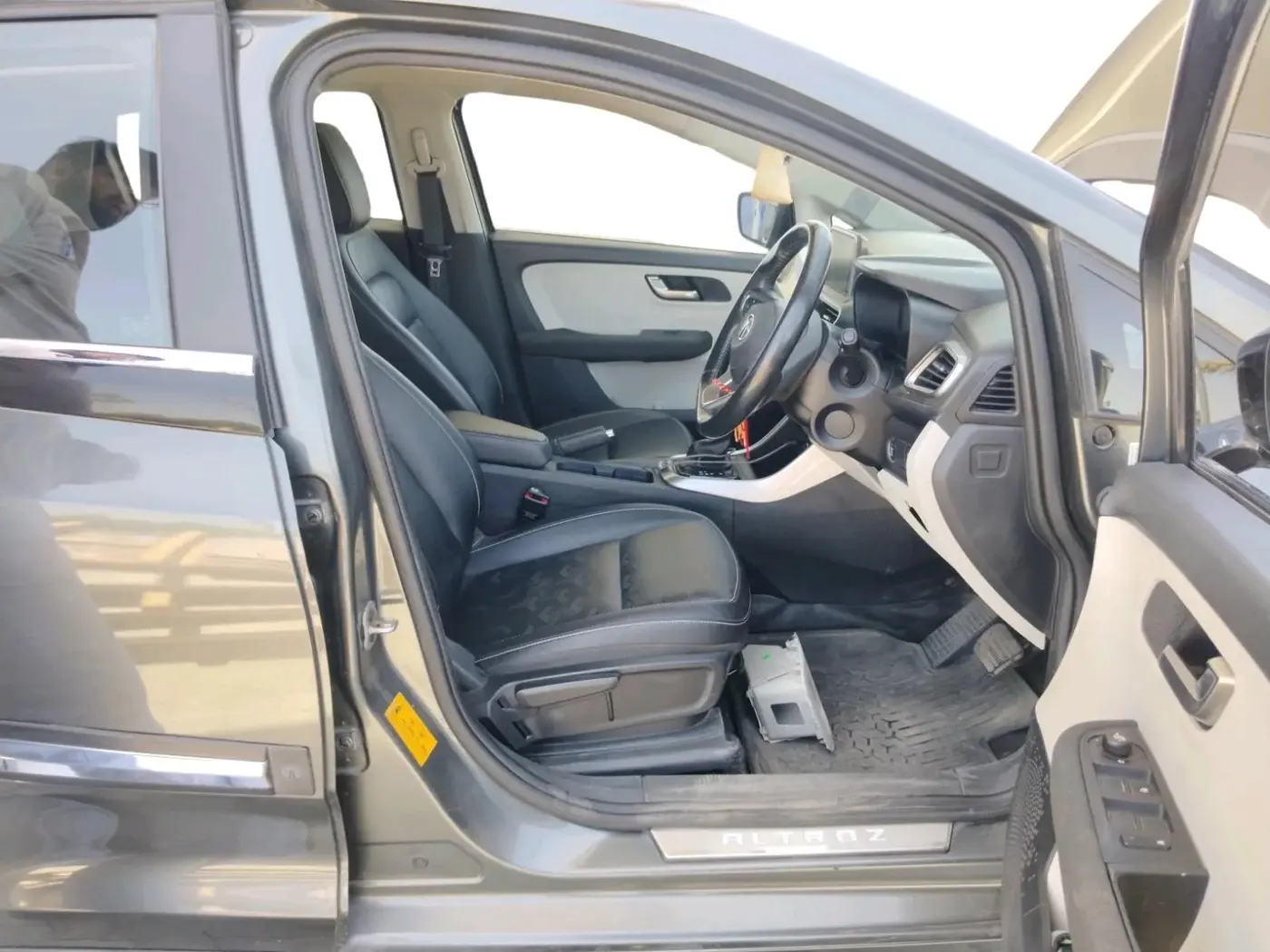 2022 Tata ALTROZ XZA PLUS, Petrol, Automatic, 38,223 km, interior