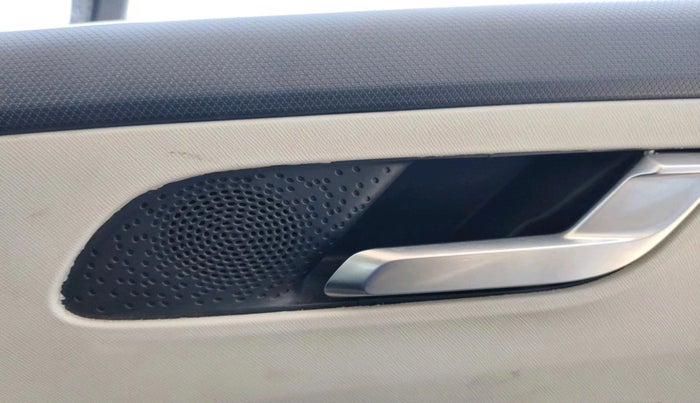 2022 Tata ALTROZ XZA PLUS, Petrol, Automatic, 38,223 km, interior