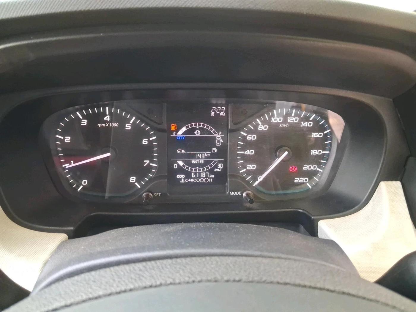 2022 Tata PUNCH ACCOMPLISHED MT, Petrol, Manual, 61,187 km, interior
