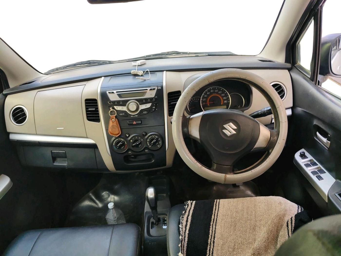 2016 Maruti Wagon R 1.0 VXI AMT, Petrol, Automatic, 82,094 km, interior