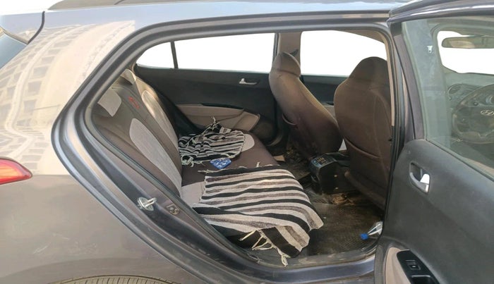 2014 Hyundai Grand i10 SPORTZ 1.1 CRDI, Diesel, Manual, 87,810 km, interior