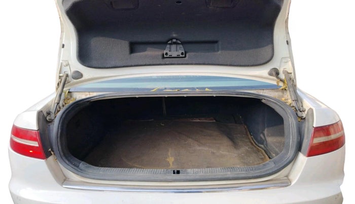 2010 Audi A6 2.7 TDI, Diesel, Automatic, 1,96,700 km, exterior