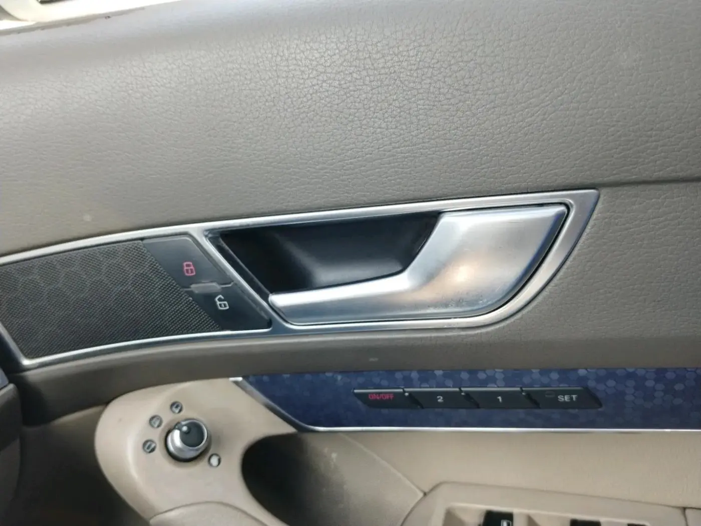 2010 Audi A6 2.7 TDI, Diesel, Automatic, 1,96,700 km, interior
