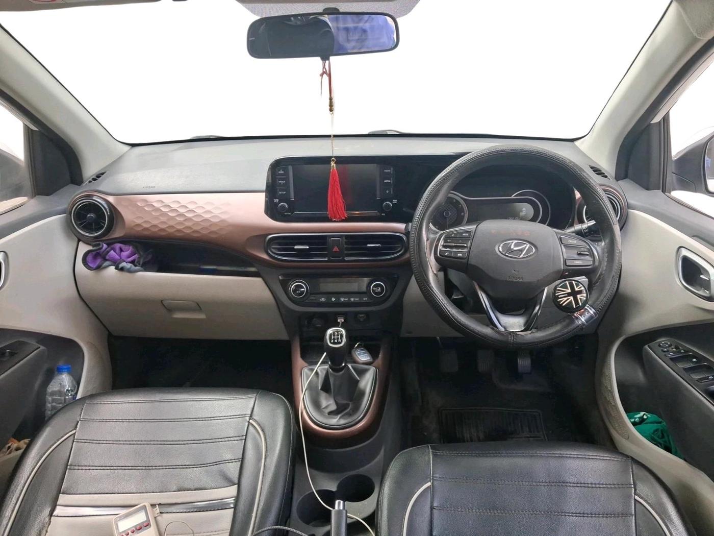 2020 Hyundai AURA SX 1.2 (O), CNG, Manual, 1,76,210 km, interior