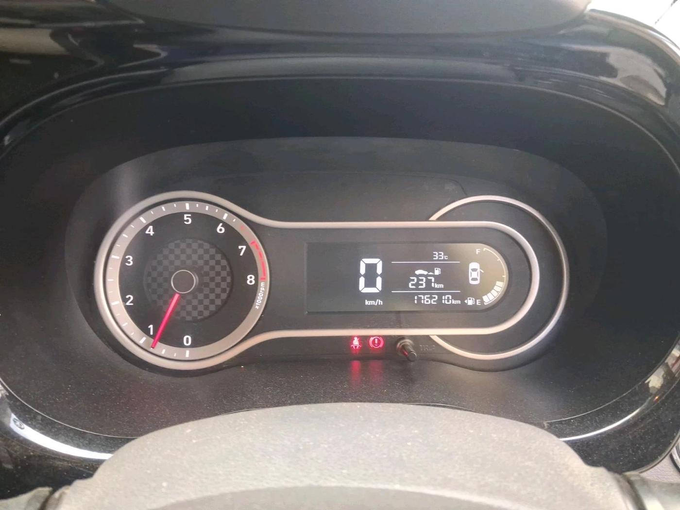 2020 Hyundai AURA SX 1.2 (O), CNG, Manual, 1,76,210 km, interior