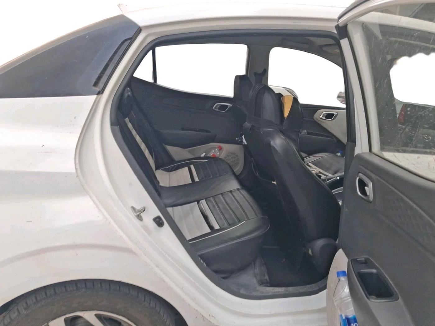 2020 Hyundai AURA SX 1.2 (O), CNG, Manual, 1,76,210 km, interior