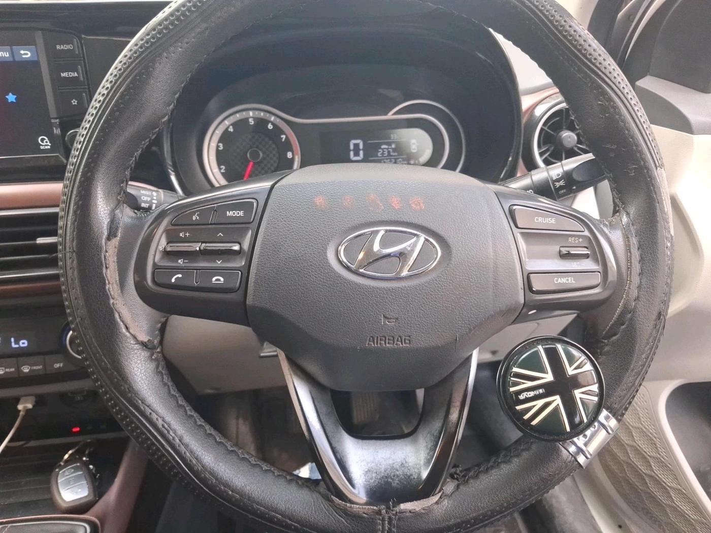 2020 Hyundai AURA SX 1.2 (O), CNG, Manual, 1,76,210 km, interior