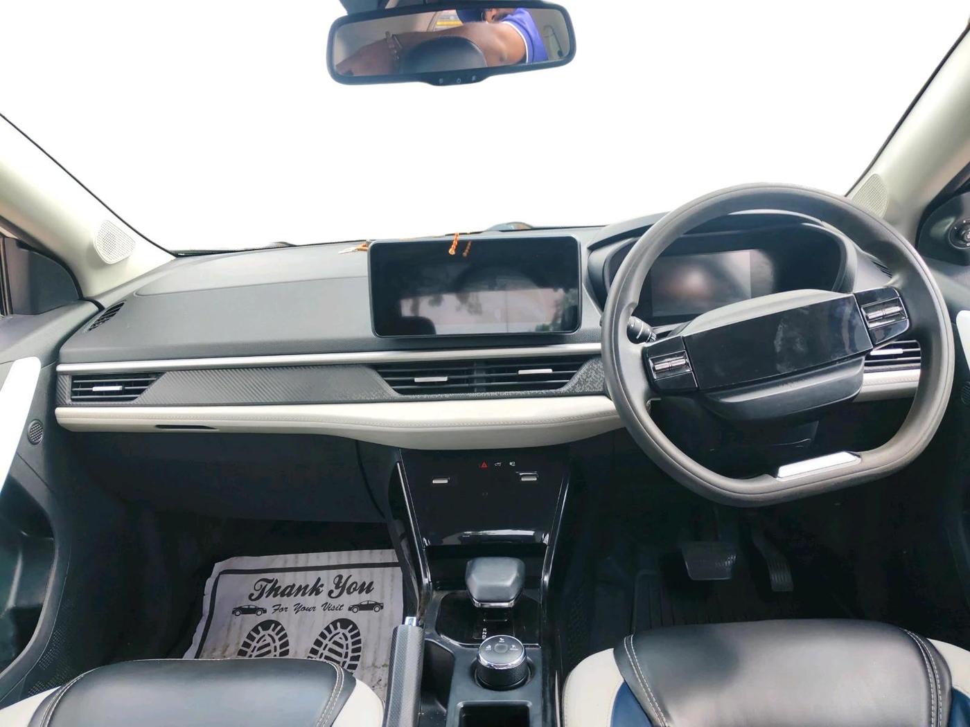 2023 Tata NEXON CREATIVE+ SUNROOF AMT 1.2 PETROL, Petrol, Automatic, 48,067 km, interior