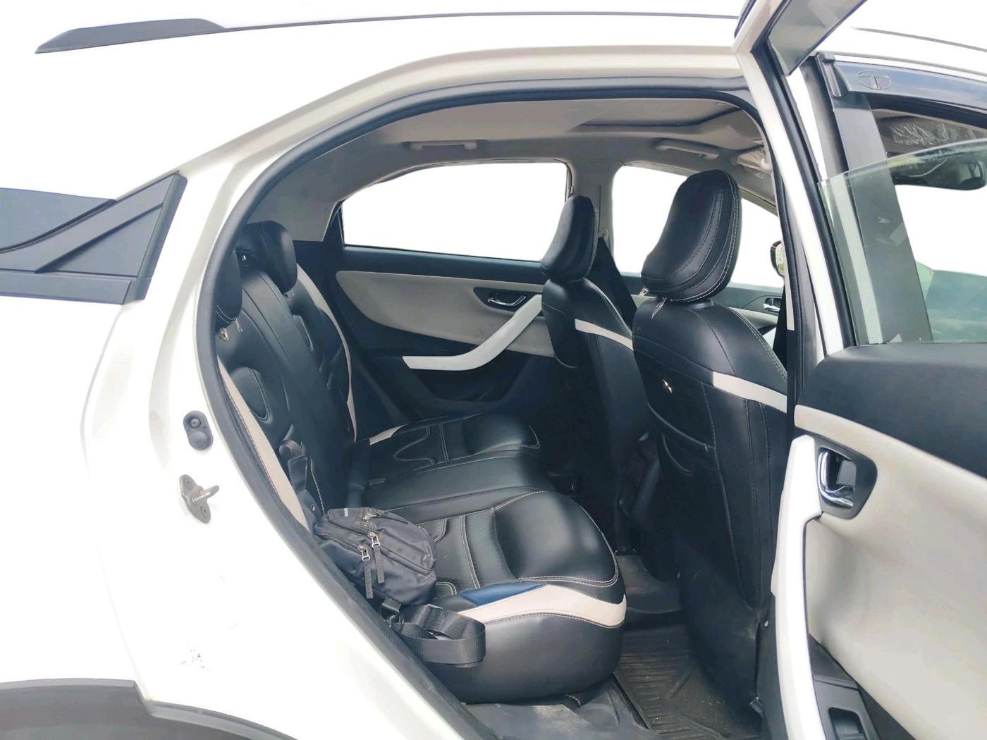 2023 Tata NEXON CREATIVE+ SUNROOF AMT 1.2 PETROL, Petrol, Automatic, 48,067 km, interior