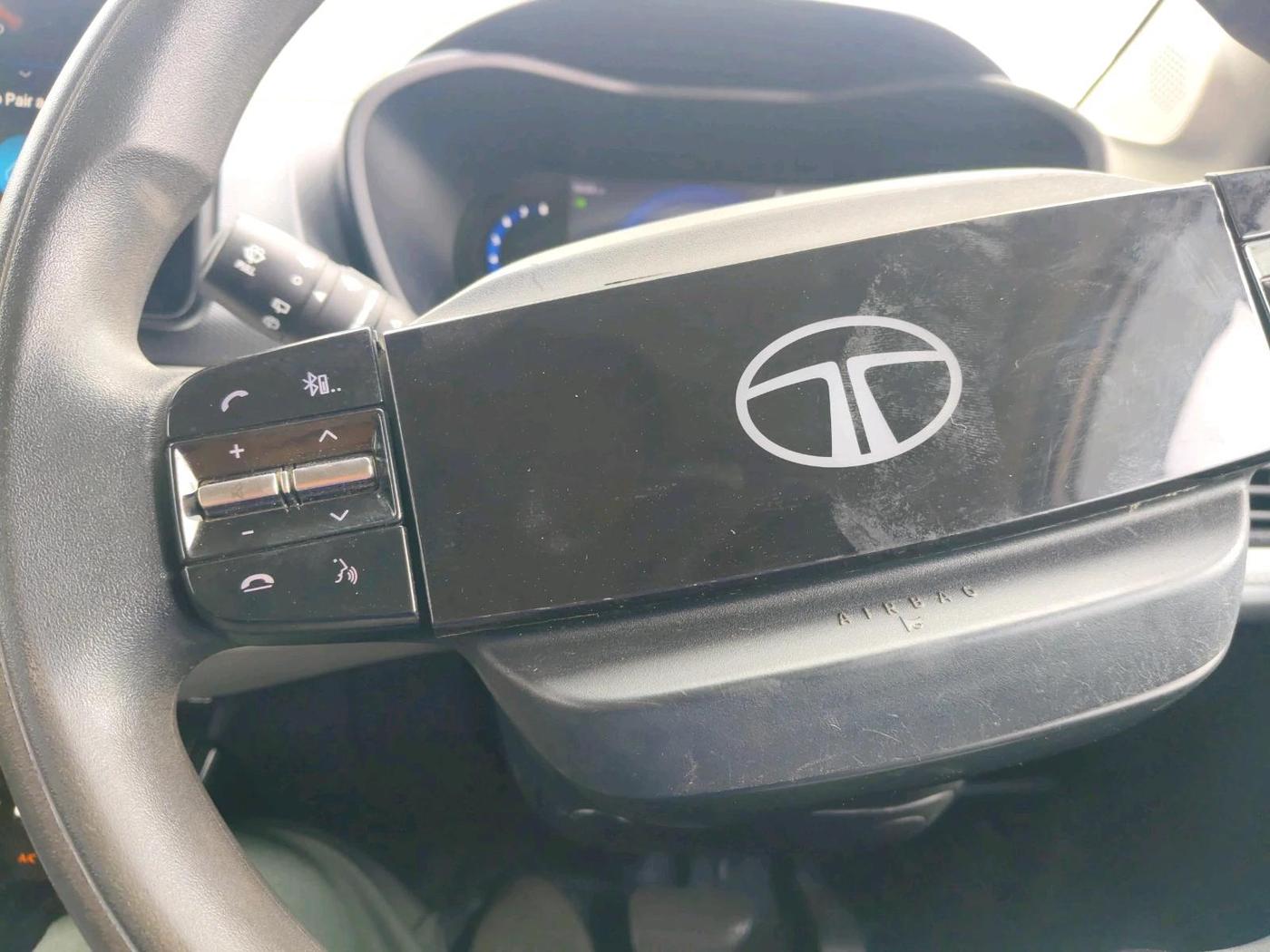 2023 Tata NEXON CREATIVE+ SUNROOF AMT 1.2 PETROL, Petrol, Automatic, 48,067 km, interior