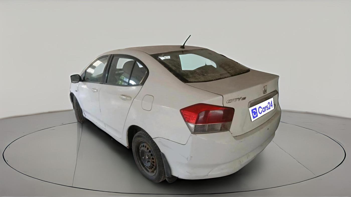 2011 Honda City 1.5L I-VTEC S MT, CNG, Manual, 2,90,564 km, exterior