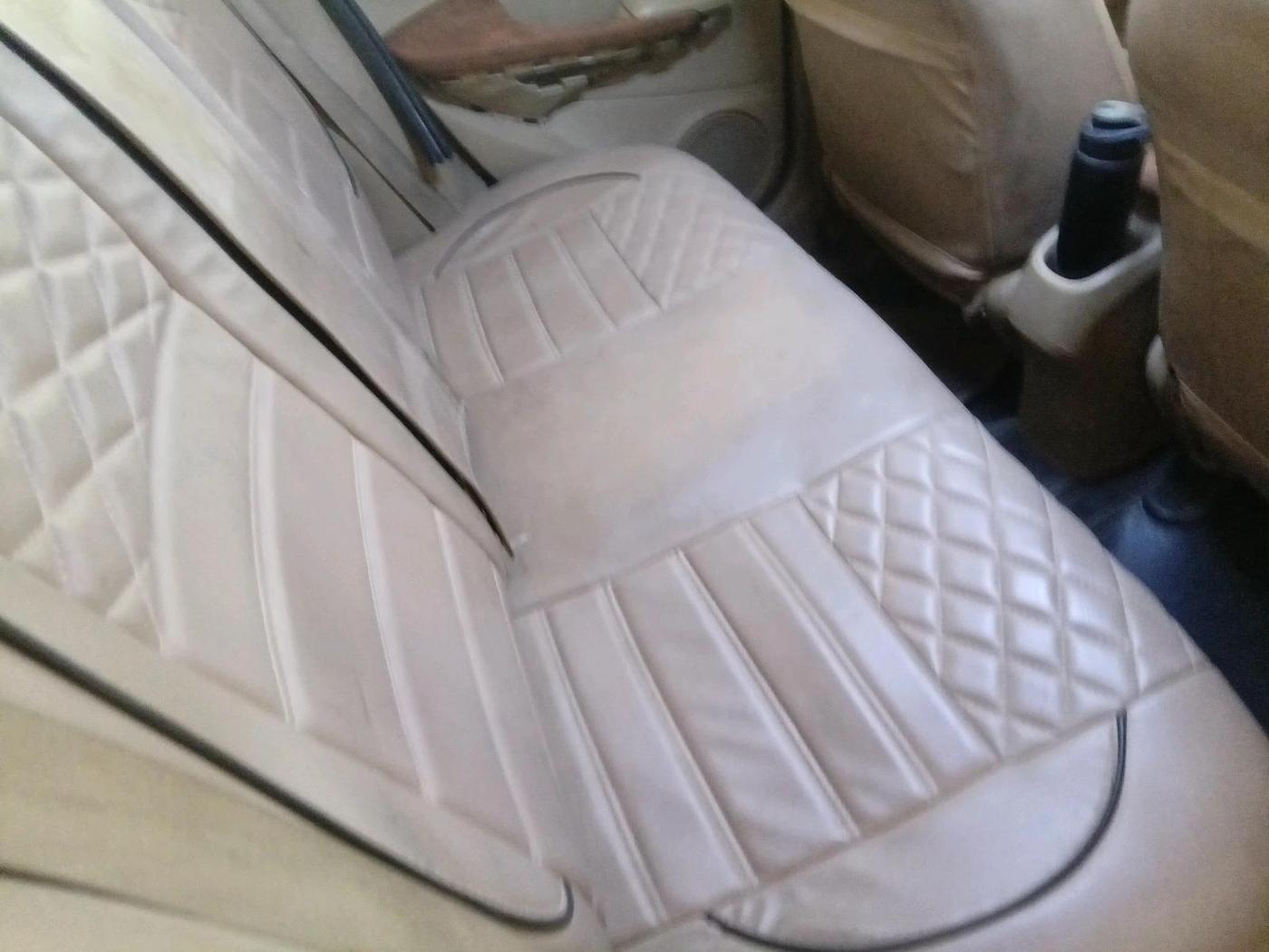 2011 Honda City 1.5L I-VTEC S MT, CNG, Manual, 2,90,564 km, interior