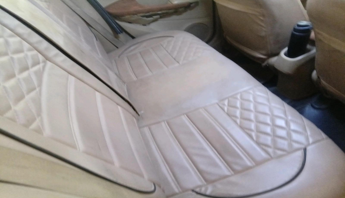 2011 Honda City 1.5L I-VTEC S MT, CNG, Manual, 2,90,564 km, interior