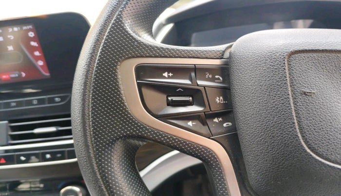 2020 Tata Harrier XT 2.0L KRYOTEC, Diesel, Manual, 1,84,085 km, interior