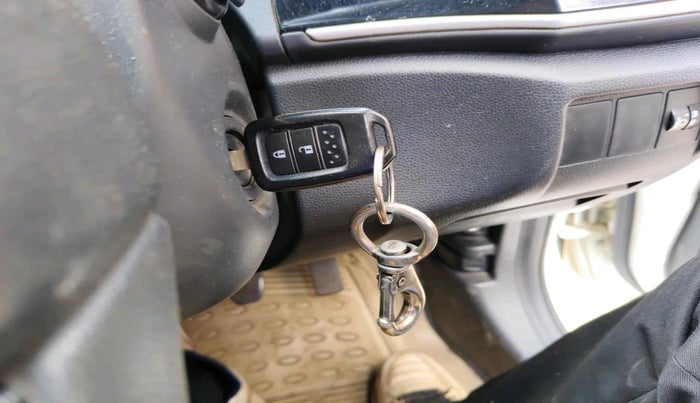 2016 Honda City 1.5L I-DTEC V, Diesel, Manual, 1,05,330 km, interior