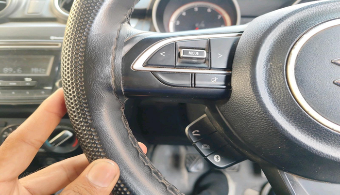 2020 Maruti Swift VXI, CNG, Manual, 1,48,736 km, interior
