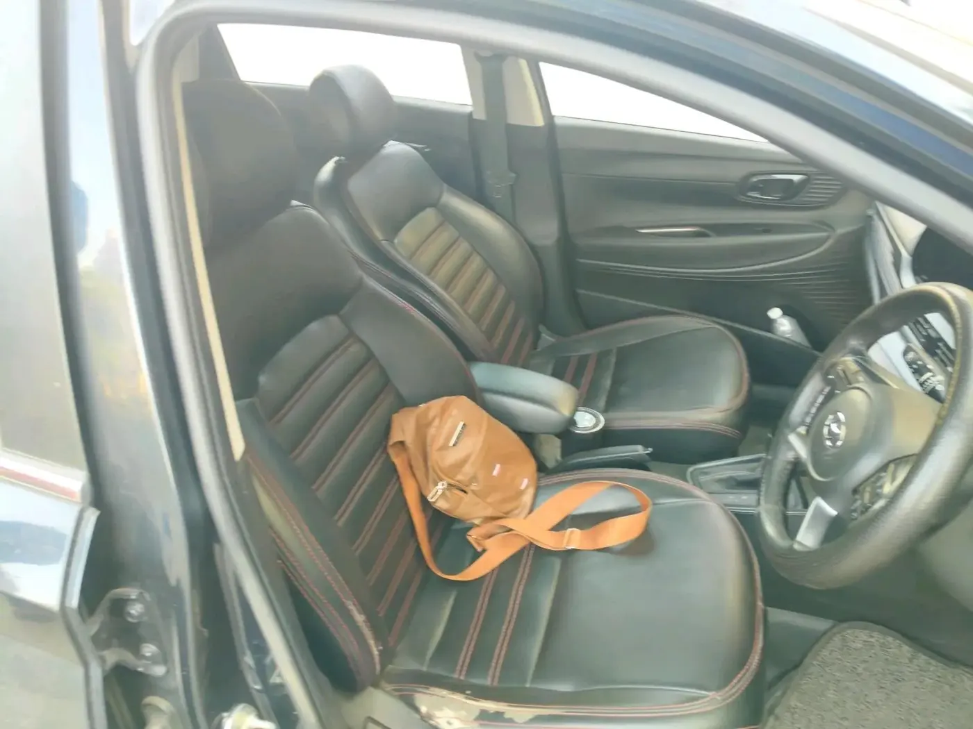 2022 Hyundai NEW I20 ASTA (O) 1.2 AT, Petrol, Automatic, 51,707 km, interior
