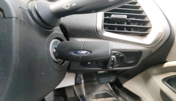 2013 Ford Ecosport TITANIUM 1.5L DIESEL, Diesel, Manual, 95,945 km, interior